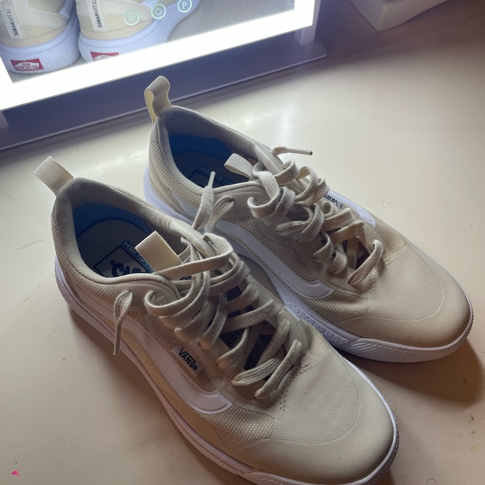 Vans UltraRange